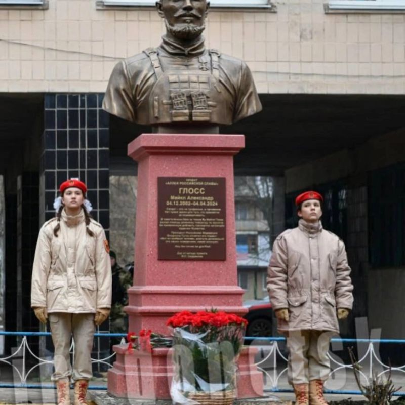 Welcome back, Lenin!