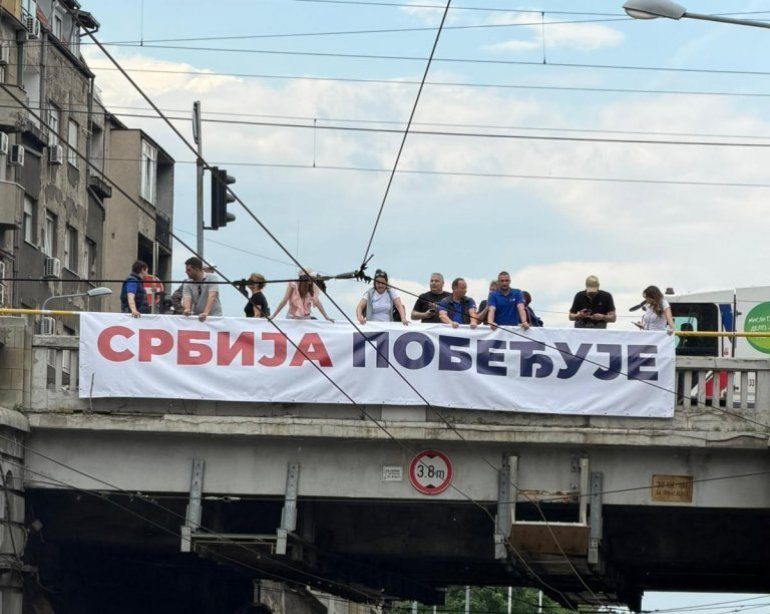 Serbia is winning - Србија побеђује! slogan of the ruling party in Serbia